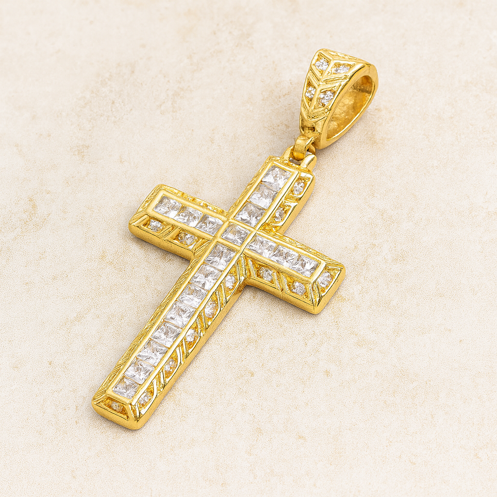 Dije Cruz Génesis Diamantada